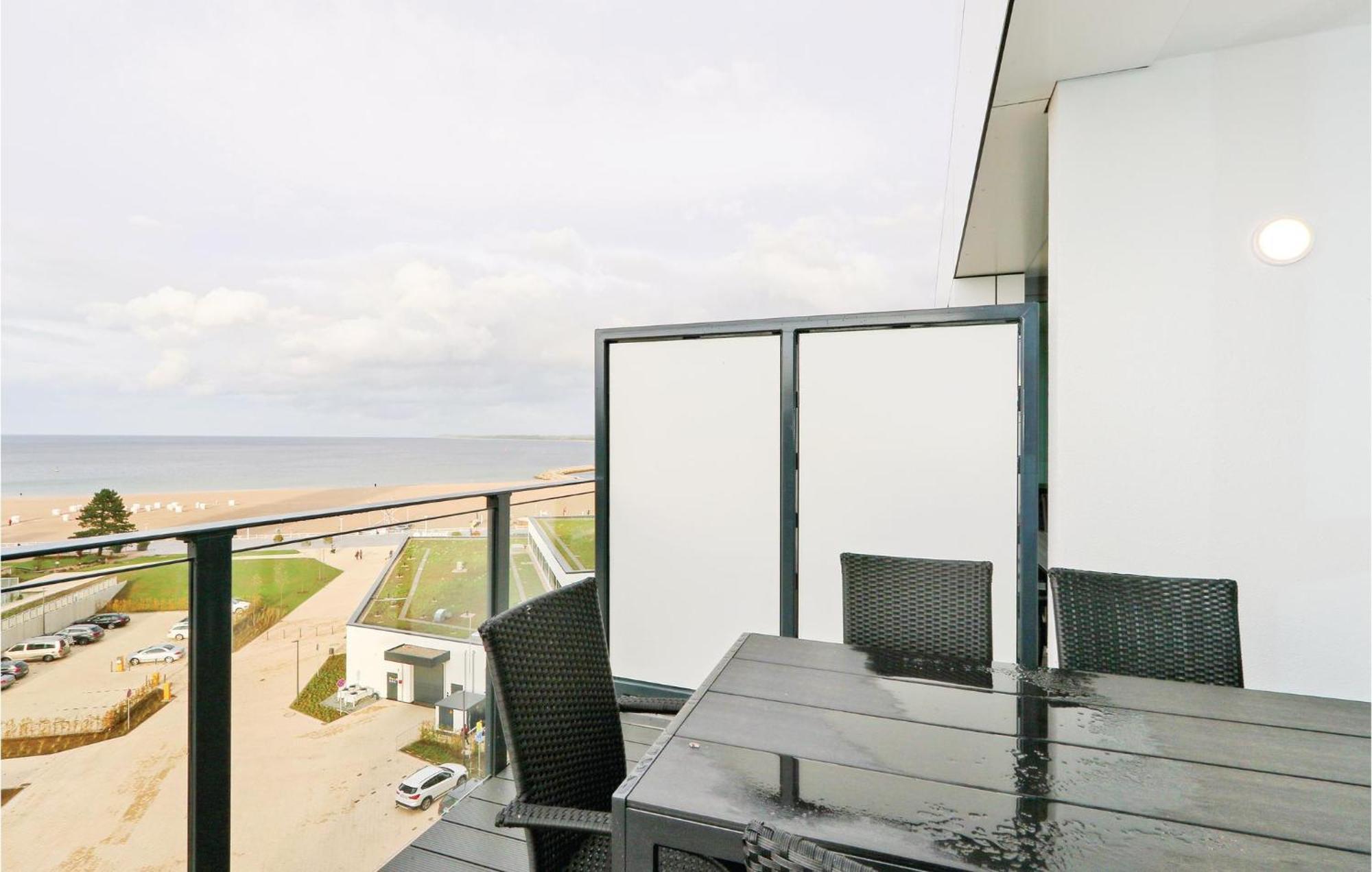 Nice Apartment In Luebeck Travemuende With Sauna Exteriör bild