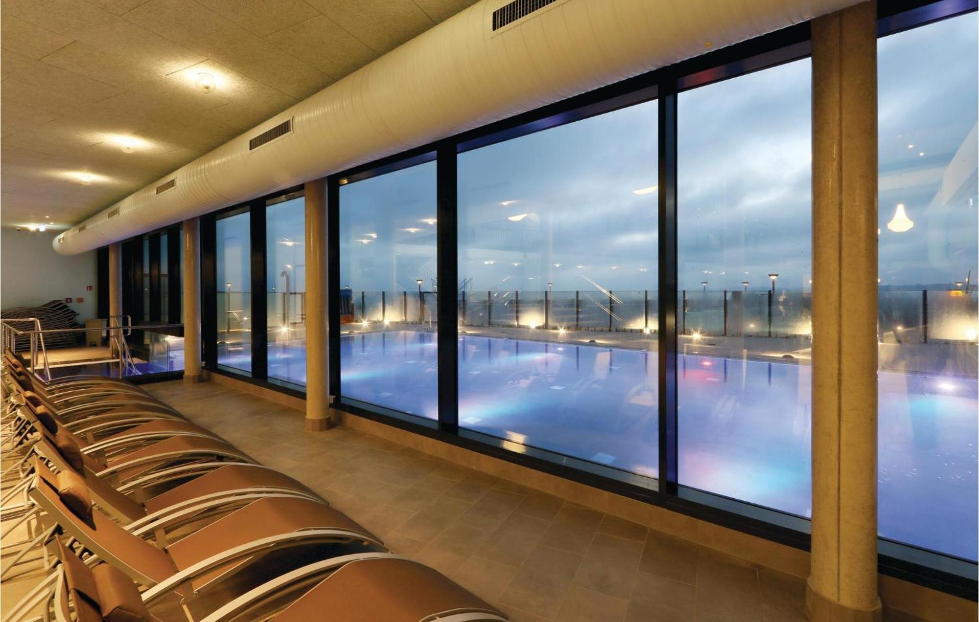 Nice Apartment In Luebeck Travemuende With Sauna Exteriör bild